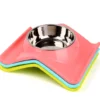 Comedero Antiderrame Forma W – Ergonómico y Antideslizante con Cuenco de Acero Inoxidable