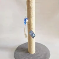 Rascador de Piso Zoe para Gatos  — Compacto, Divertido y Funcional